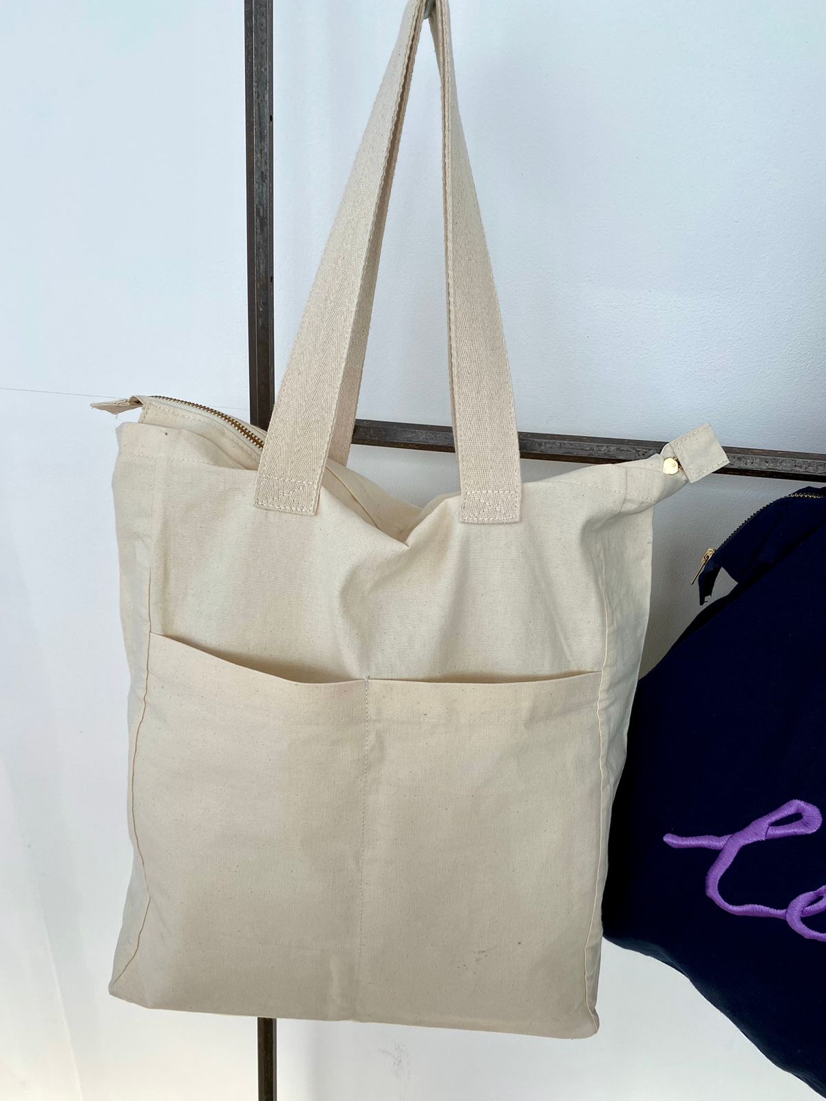 WINE TOTE