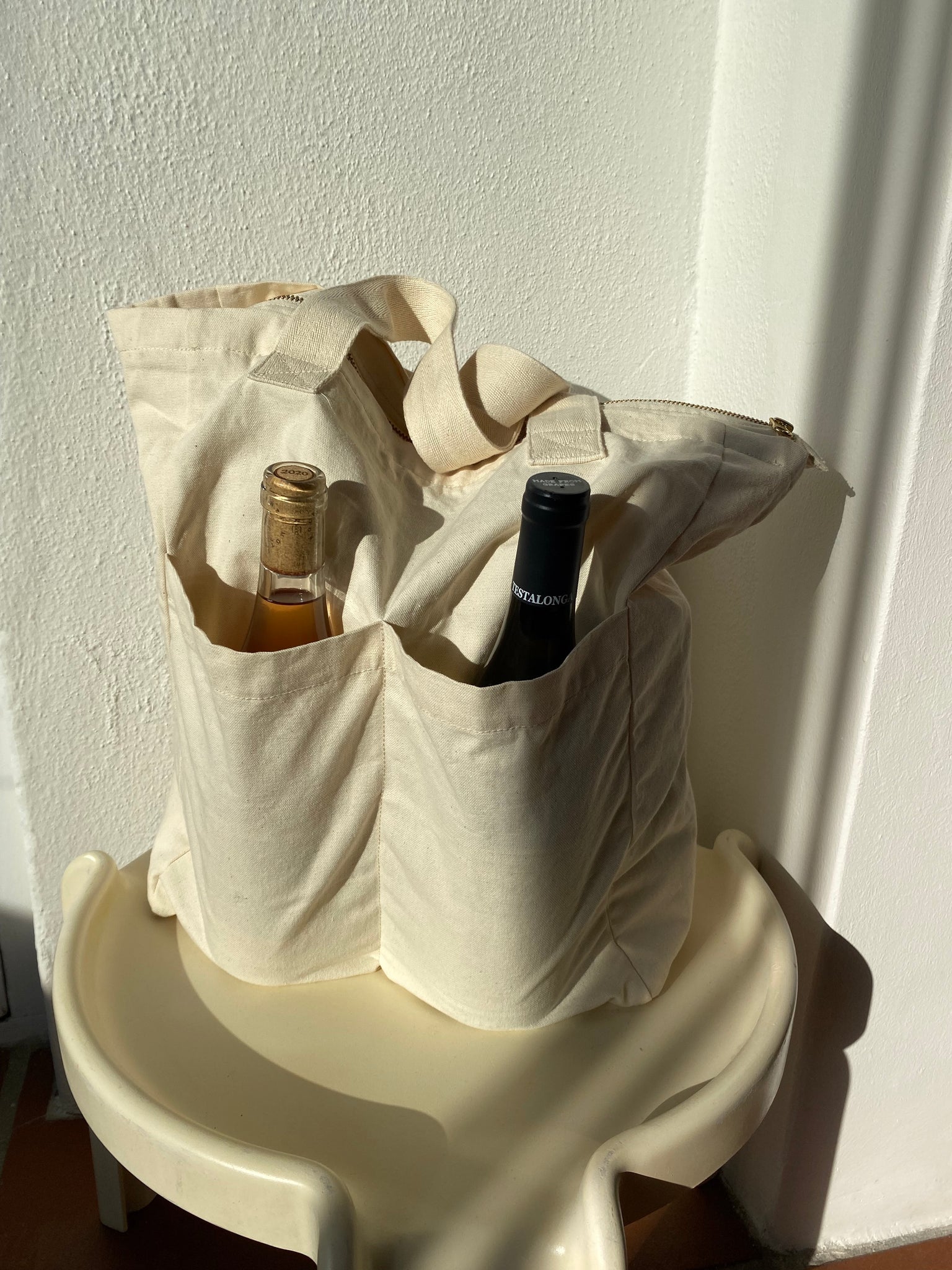 WINE TOTE